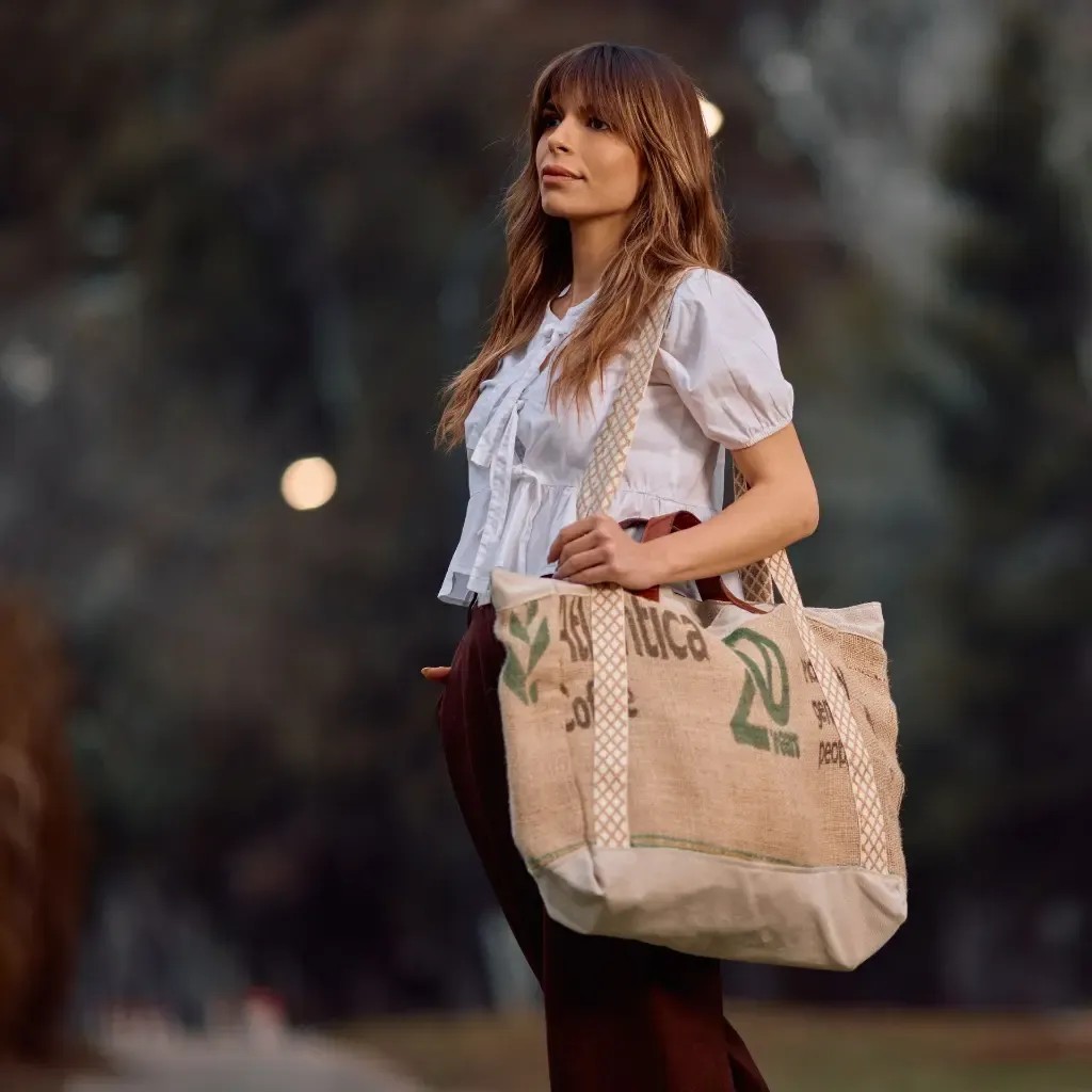 Tote Bag Yara Con Cierre - foto principal